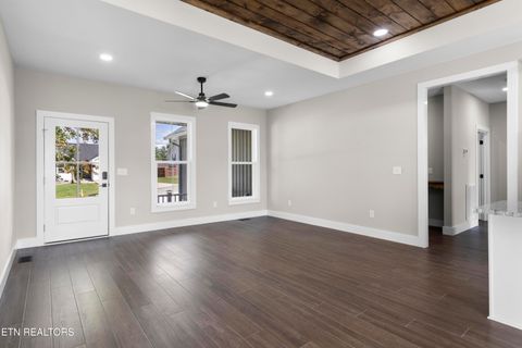 Tiny photo for 118 West Drive, LaFollette, TN 37766 (MLS # 1317417)