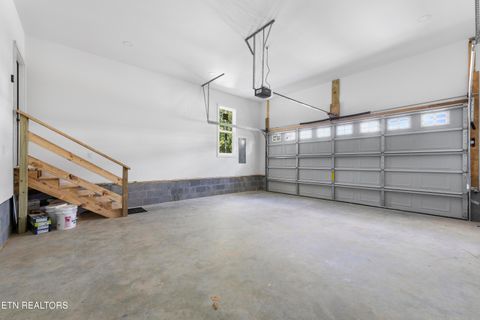 Tiny photo for 118 West Drive, LaFollette, TN 37766 (MLS # 1317417)