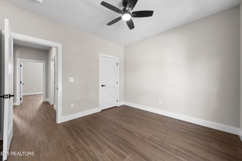 Tiny photo for 118 West Drive, LaFollette, TN 37766 (MLS # 1317417)