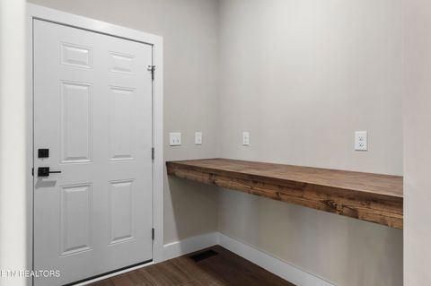 Tiny photo for 118 West Drive, LaFollette, TN 37766 (MLS # 1317417)