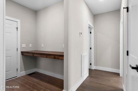 Tiny photo for 118 West Drive, LaFollette, TN 37766 (MLS # 1317417)