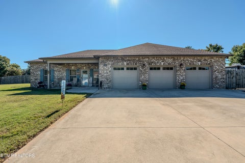 Tiny photo for 509 Carpenter Drive, Seymour, TN 37865 (MLS # 1357296)