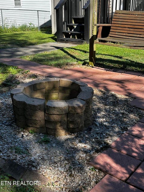Tiny photo for 2006 McCroskey Ave, Knoxville, TN 37917 (MLS # 1343517)