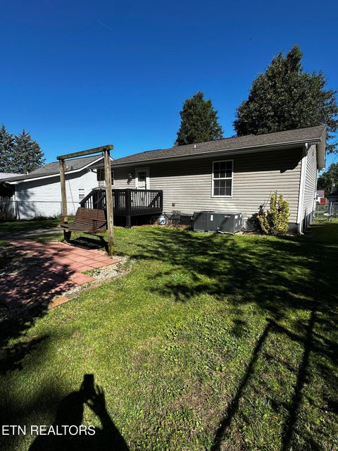 Tiny photo for 2006 McCroskey Ave, Knoxville, TN 37917 (MLS # 1343517)