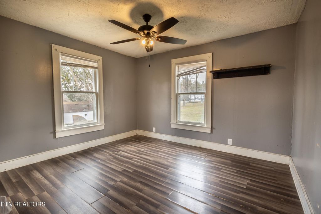 Photo of 8709 N Ruggles Ferry Pike, Strawberry Plains, TN 37871 (MLS # 1289095)