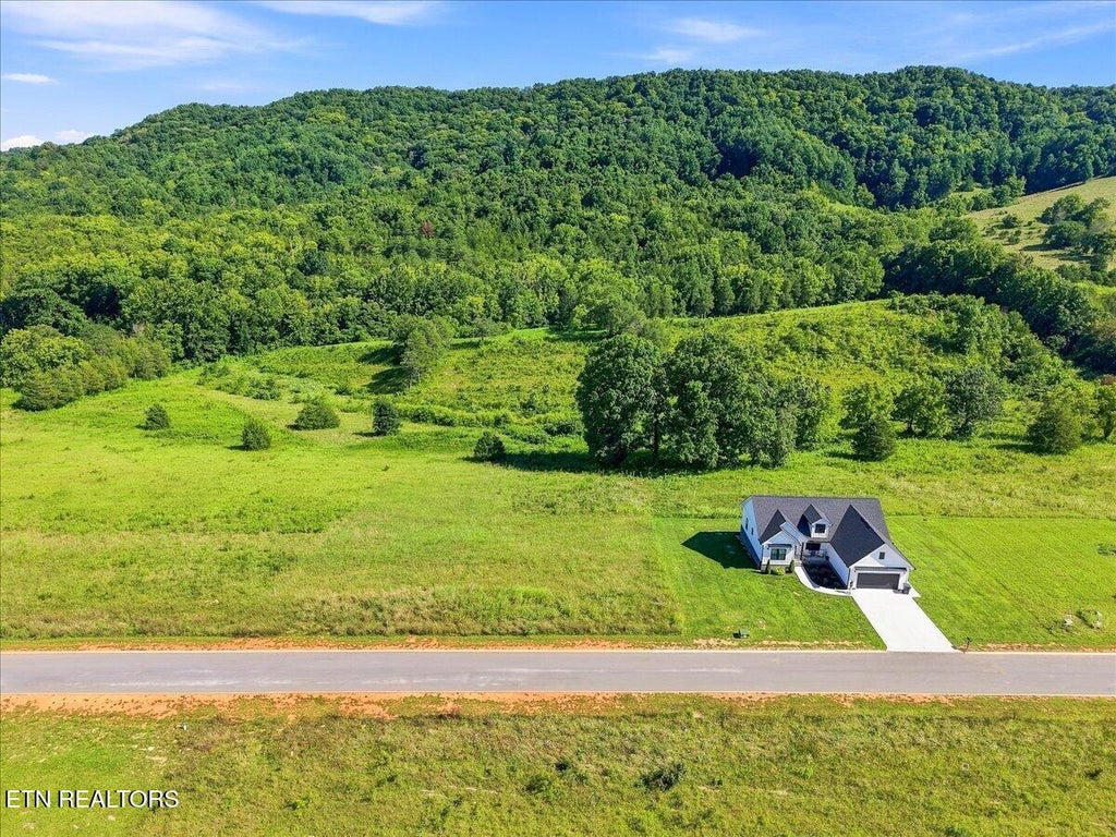 Photo of 28 Waterfront Knoll KNL, Sharps Chapel, TN 37866 (MLS # 1350761)