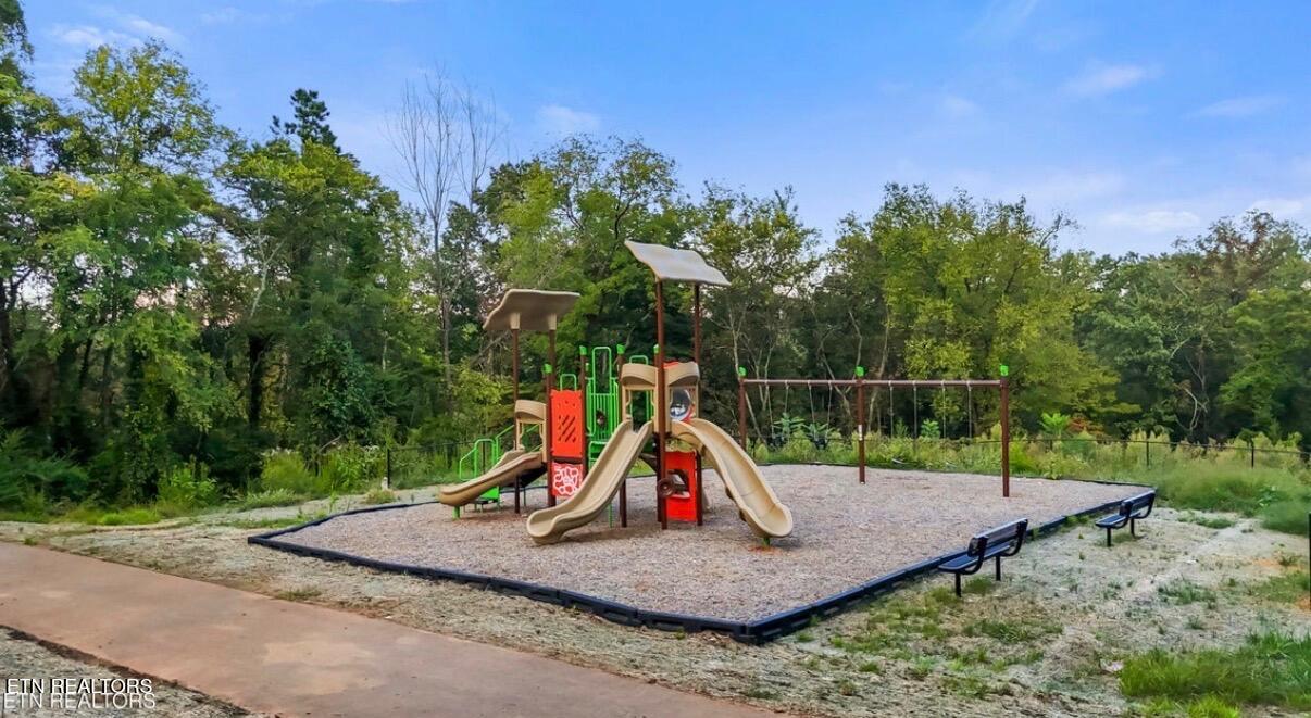 1718 Bennett Village Drive