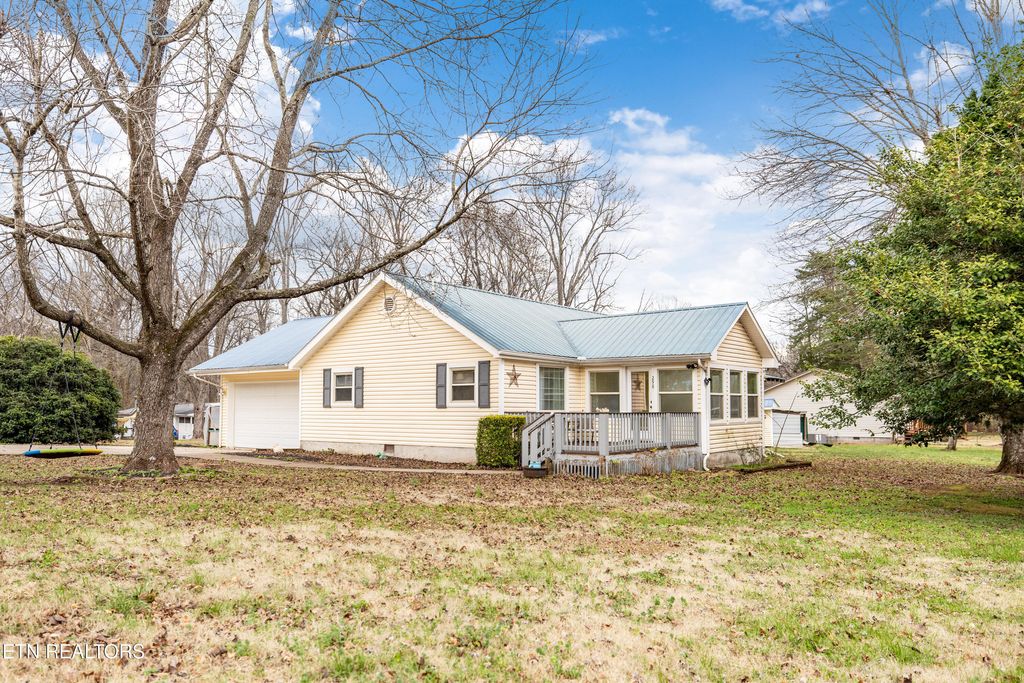 Photo of 298 Lovin Farm Rd, Vonore, TN 37885 (MLS # 1285861)
