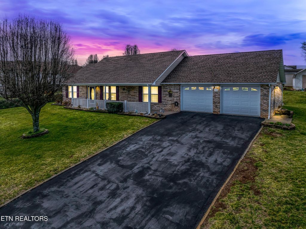 Photo of 1715 Morning Glory Court, Sevierville, TN 37862 (MLS # 1330894)