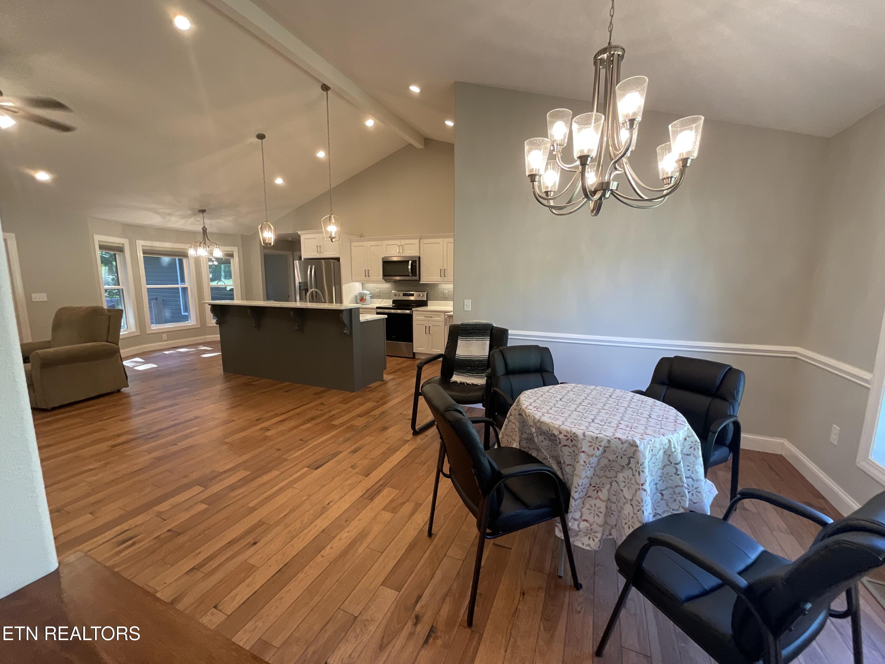 120 Bent Oak Terrace