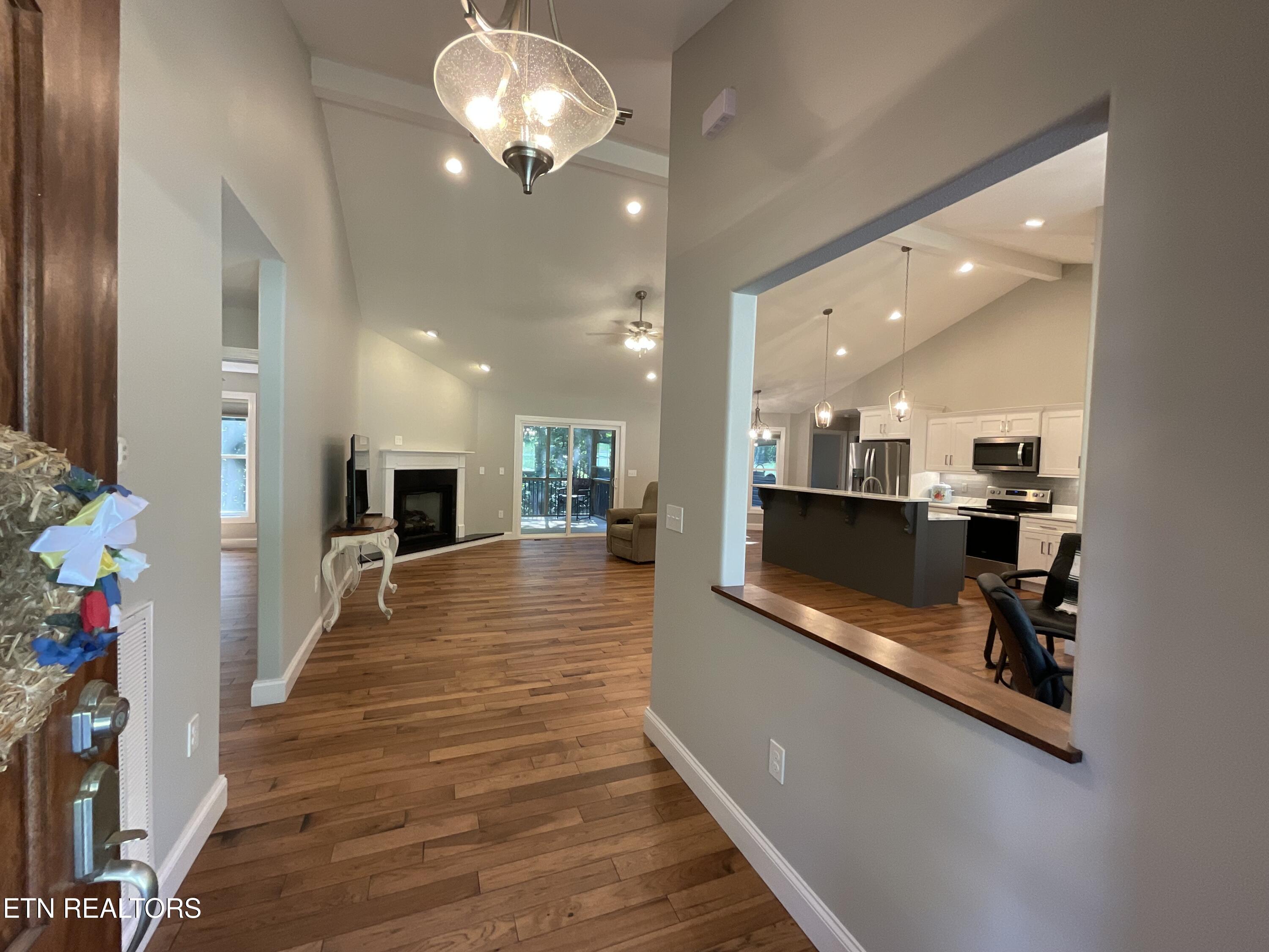 120 Bent Oak Terrace