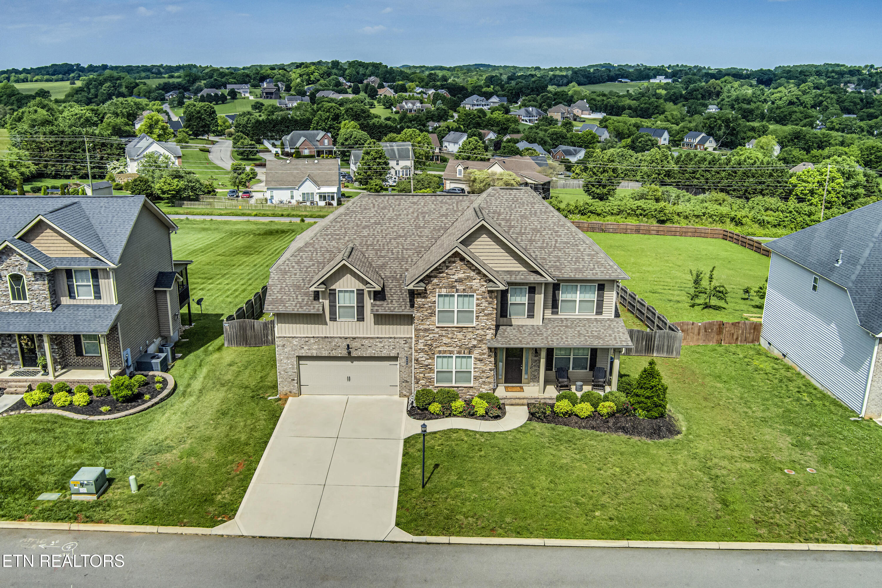 235 Bluff Shadows Lane