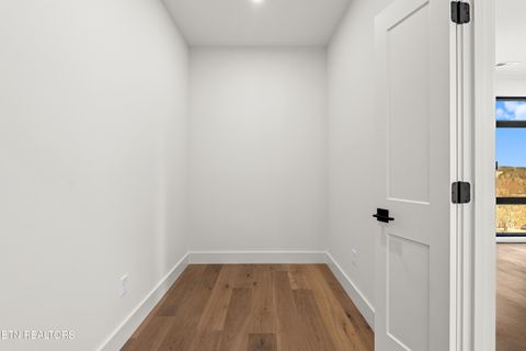 Tiny photo for 3980 Midland Ave, Knoxville, TN 37919 (MLS # 1326627)