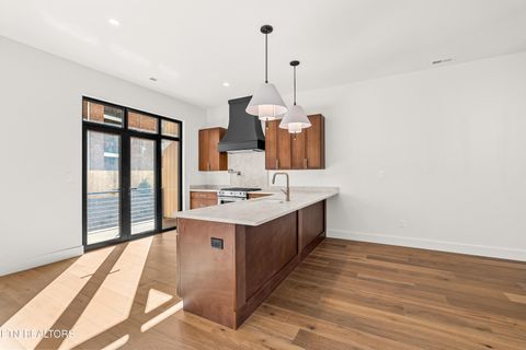 Tiny photo for 3980 Midland Ave, Knoxville, TN 37919 (MLS # 1326627)