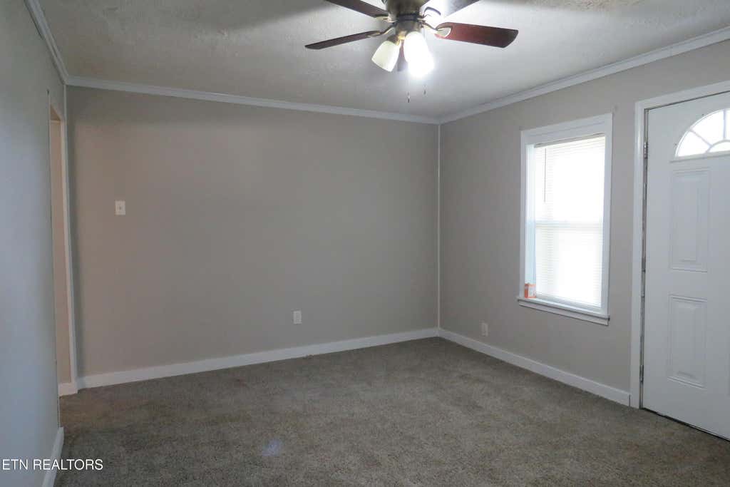 Photo of 14 Oak St, Sparta, TN 38583 (MLS # 1350947)