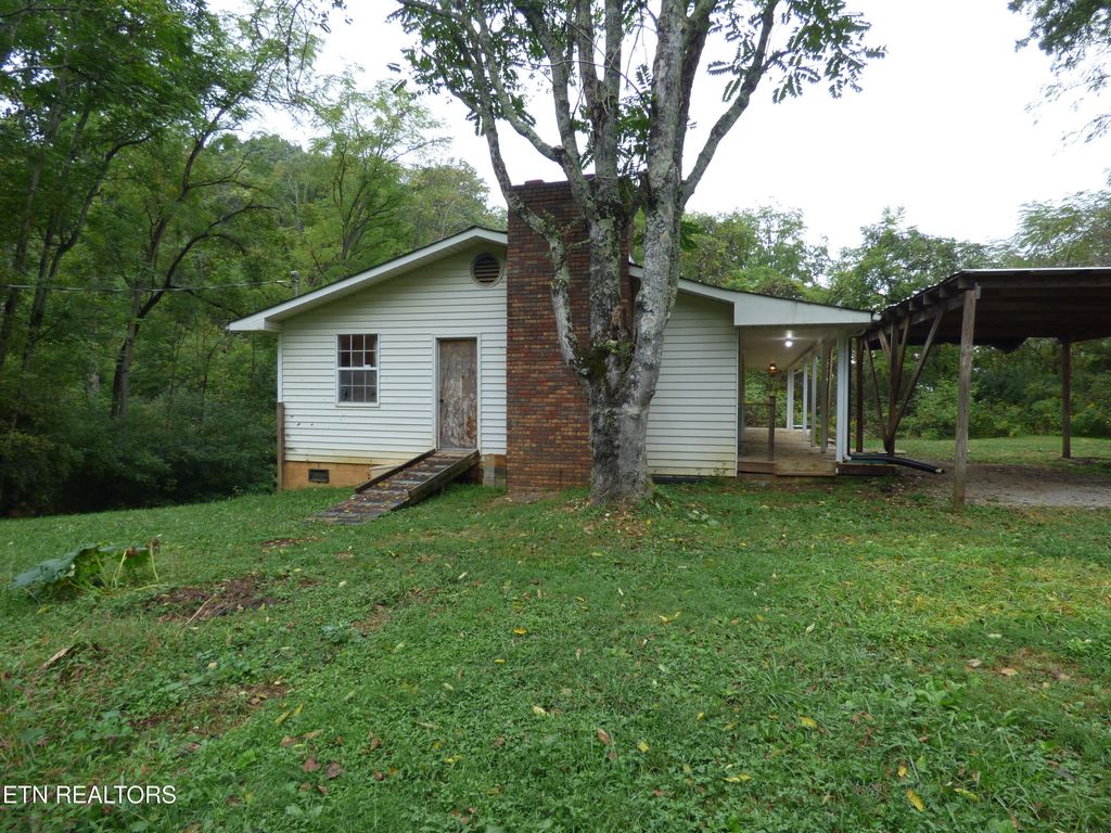 Photo of 183 S Chucky Pike, Jefferson City, TN 37760 (MLS # 1316492)