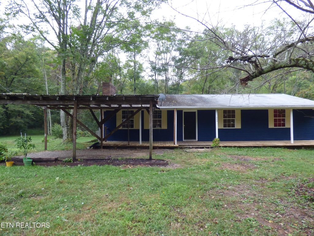 Photo of 183 S Chucky Pike, Jefferson City, TN 37760 (MLS # 1316492)