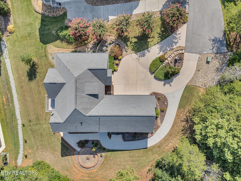 Photo of 140 Lake Vista Drive, Greenback, TN 37742 (MLS # 1310660)