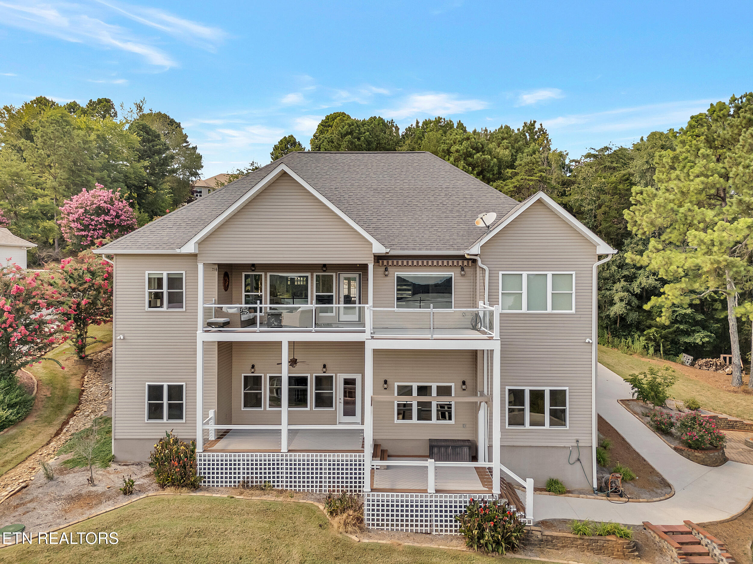 140 Lake Vista Drive