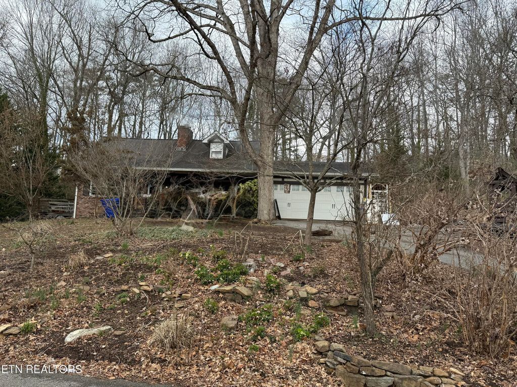 Photo of 103 Baltimore Drive, Oak Ridge, TN 37830 (MLS # 1292213)