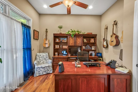 Tiny photo for 4405 Huffs Ferry Rd, Loudon, TN 37774 (MLS # 1355656)
