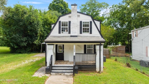 Photo of 1608 Wilder Place, Knoxville, TN 37915 (MLS # 1352527)