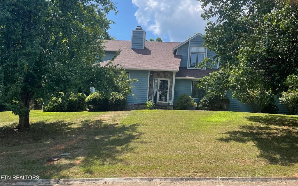 Photo of 729 Lake Vista Drive, Friendsville, TN 37737 (MLS # 1308153)