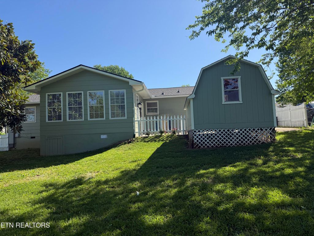 Photo of 7716 Ashley Rd #Unit 7, Powell, TN 37849 (MLS # 1339817)