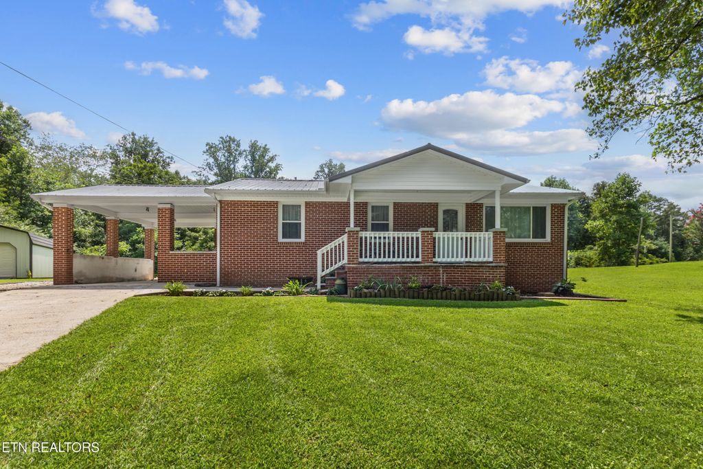 Photo of 105 Tq Heidel Rd, Wartburg, TN 37887 (MLS # 1311576)