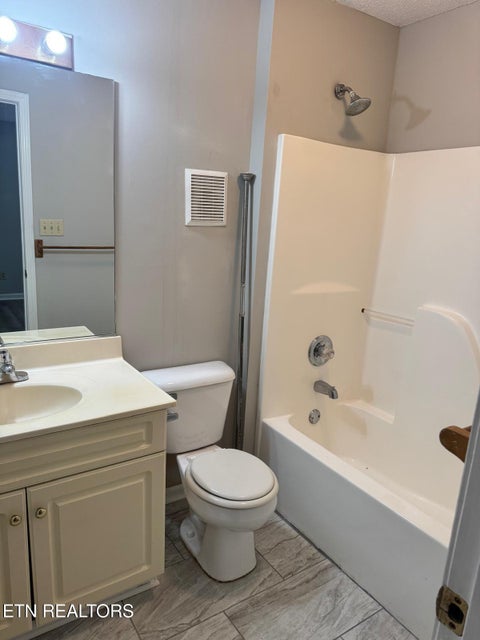 Tiny photo for 10501 Blakewood Drive #06, Knoxville, TN 37922 (MLS # 1355571)