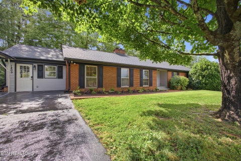 Tiny photo for 1405 Leon Drive, Jefferson City, TN 37760 (MLS # 1347482)