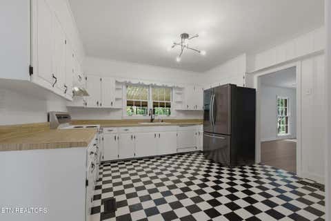 Tiny photo for 1405 Leon Drive, Jefferson City, TN 37760 (MLS # 1347482)