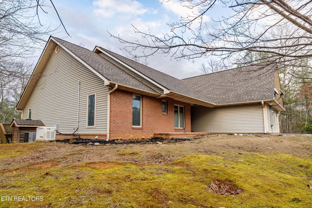 Photo of 2010 Christa Tr, Walland, TN 37886 (MLS # 1289460)