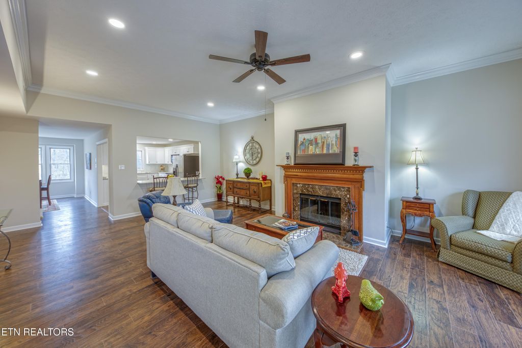 Photo of 1005 Glennshire Drive, Knoxville, TN 37923 (MLS # 1331445)