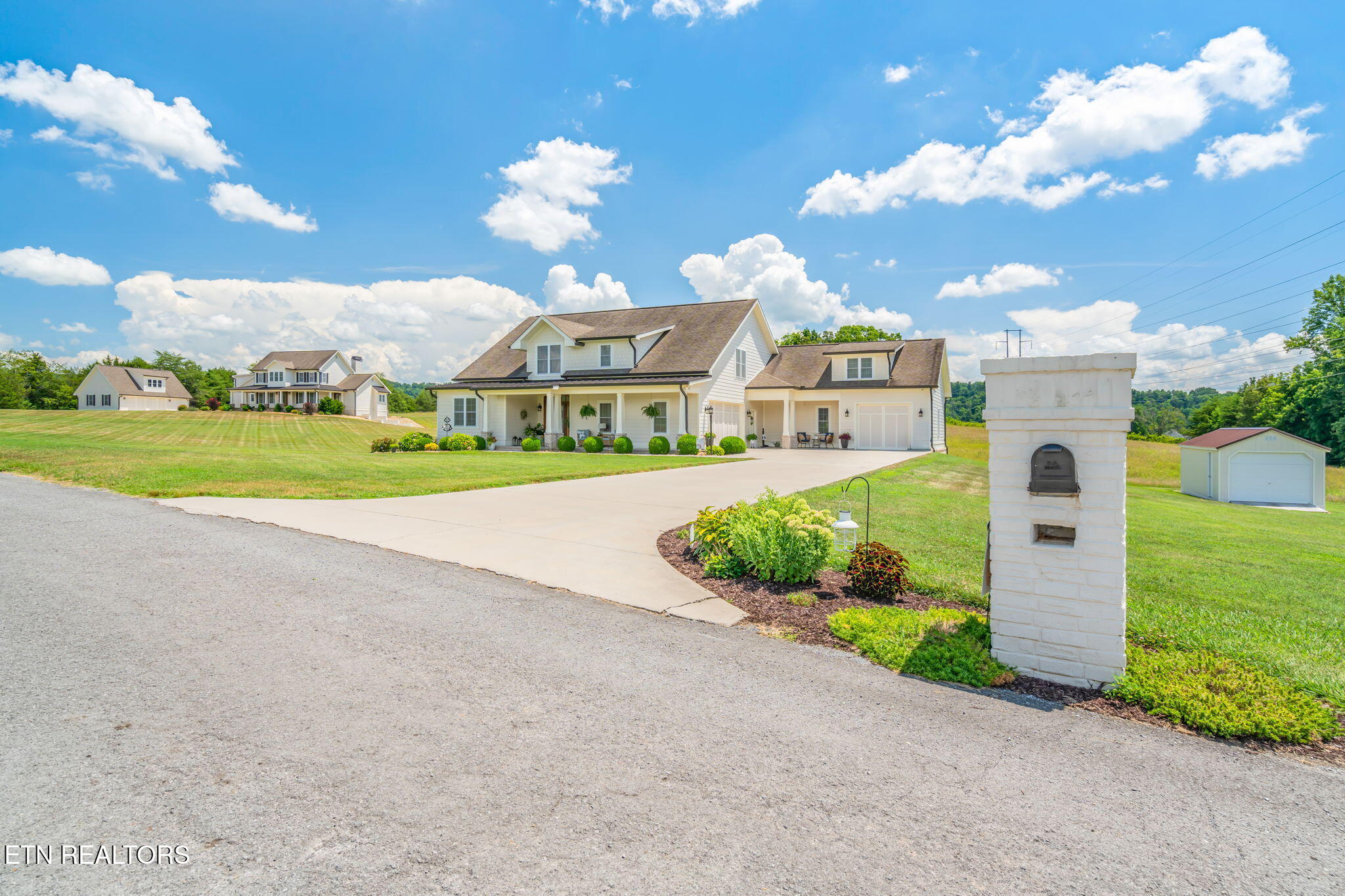 7906 Lucky Lane