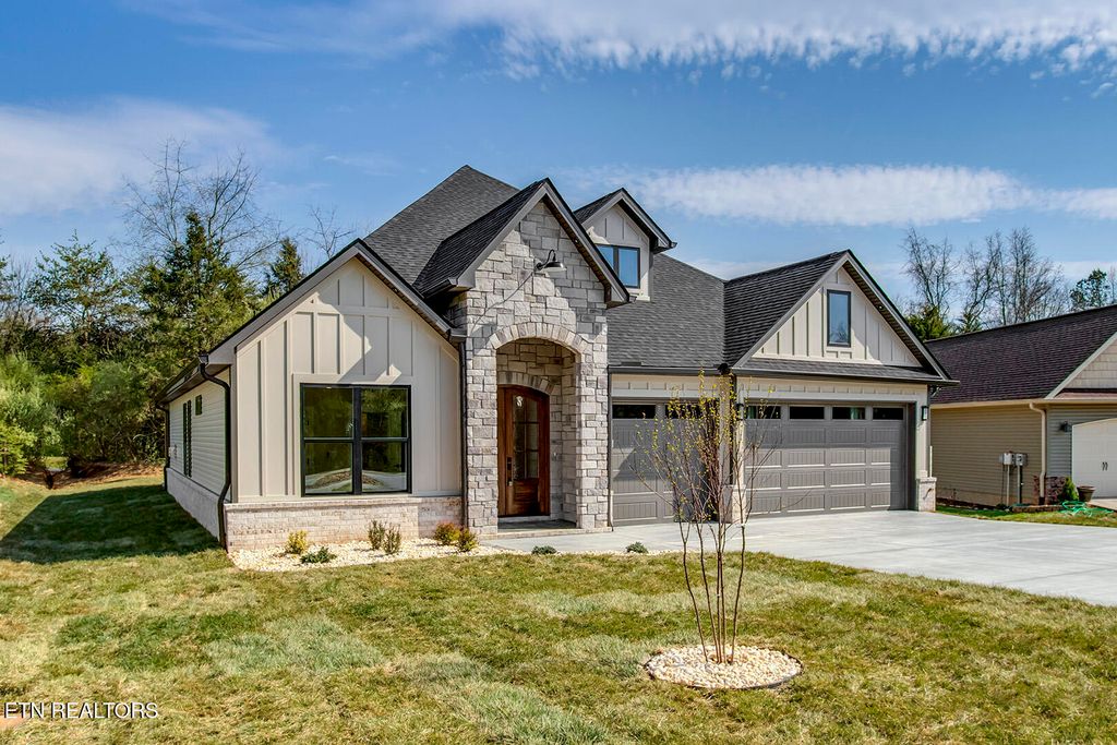 Photo of 145 Gado Way, Loudon, TN 37774 (MLS # 1330209)