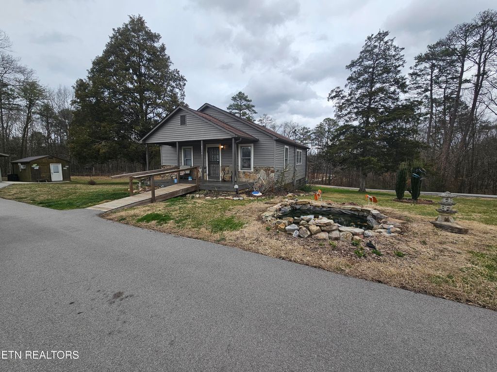 Photo of 8004 Boruff Rd, Corryton, TN 37721 (MLS # 1292547)