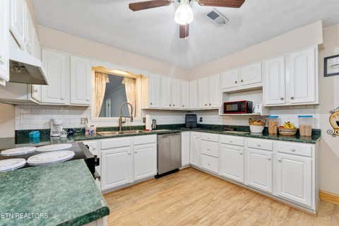Tiny photo for 218 Christin Drive, Clinton, TN 37716 (MLS # 1319480)