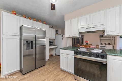 Tiny photo for 218 Christin Drive, Clinton, TN 37716 (MLS # 1319480)