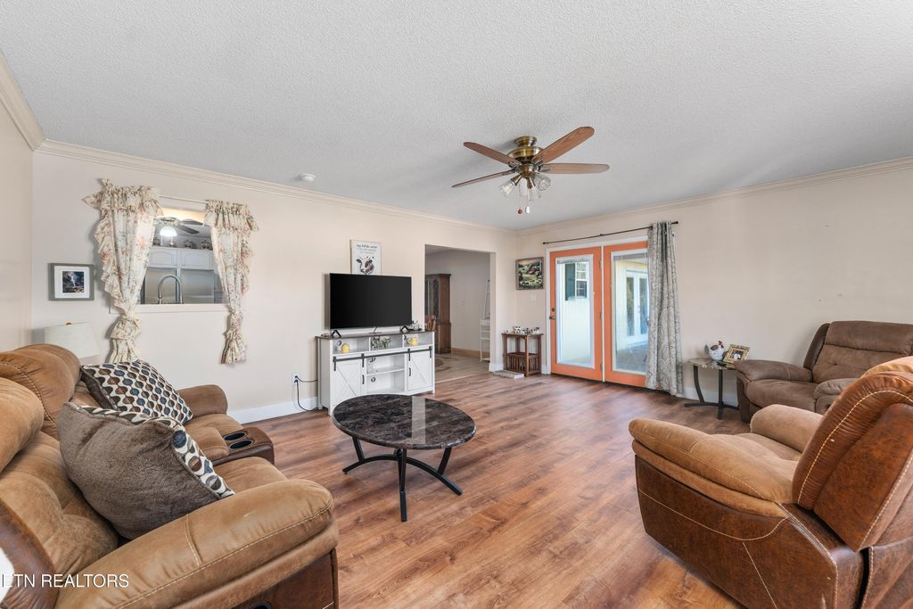Photo of 218 Christin Drive, Clinton, TN 37716 (MLS # 1319480)