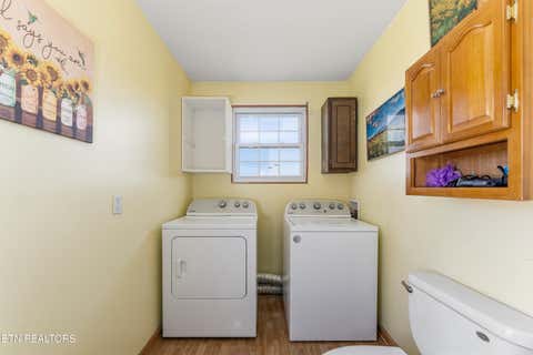 Tiny photo for 218 Christin Drive, Clinton, TN 37716 (MLS # 1319480)