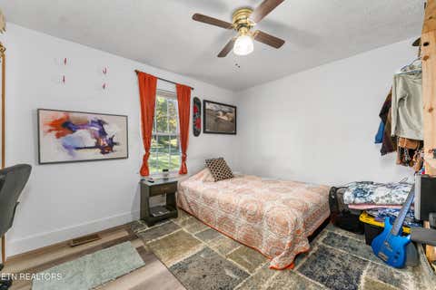 Tiny photo for 218 Christin Drive, Clinton, TN 37716 (MLS # 1319480)