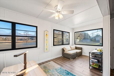 Tiny photo for 170 Bow Point Rd, LaFollette, TN 37766 (MLS # 1327193)