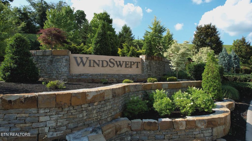 Photo of 2408 Starboard Crest Rd, Morristown, TN 37814 (MLS # 1306877)