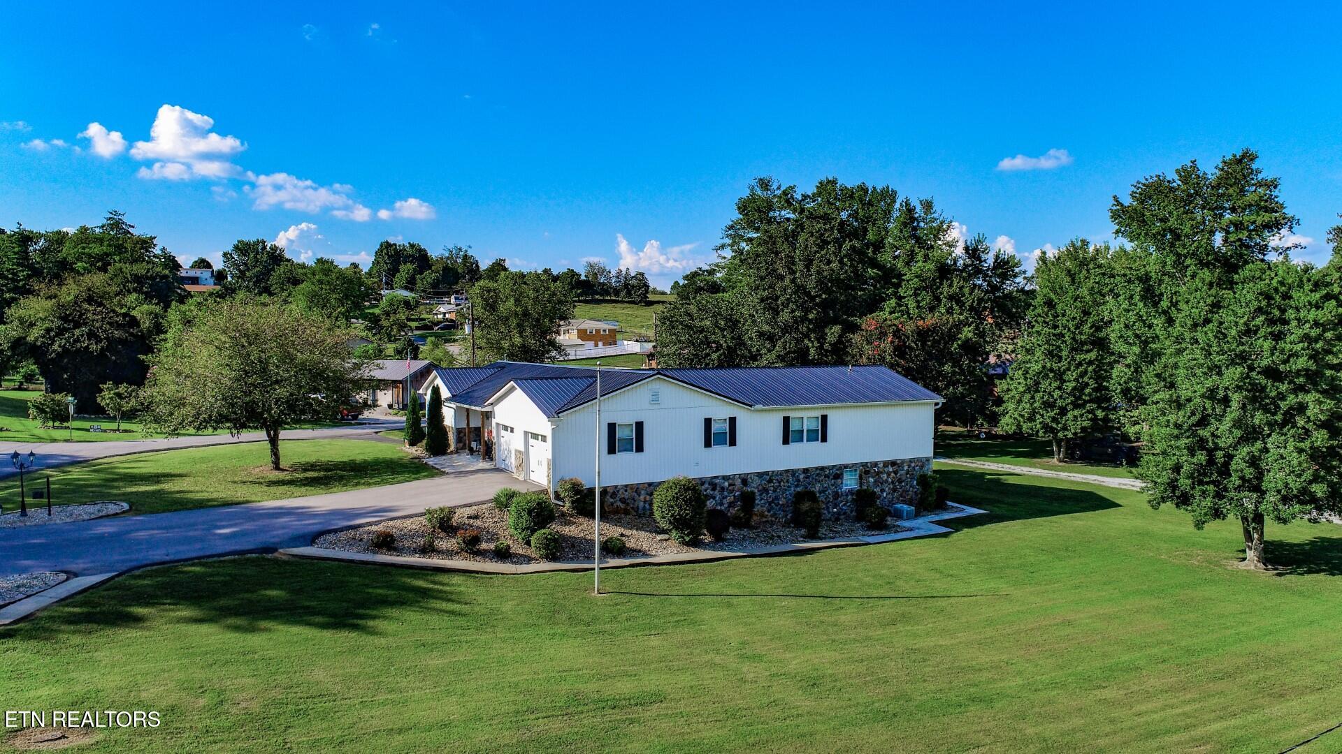 500 Buckingham Dr