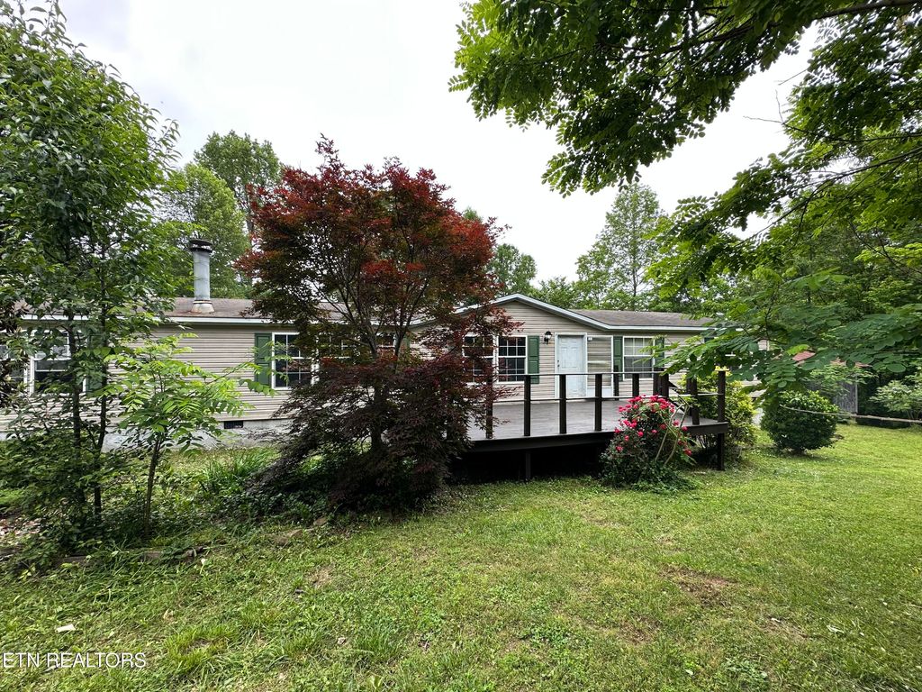 Photo of 214 Hickory Grove Rd, Madisonville, TN 37354 (MLS # 1301632)