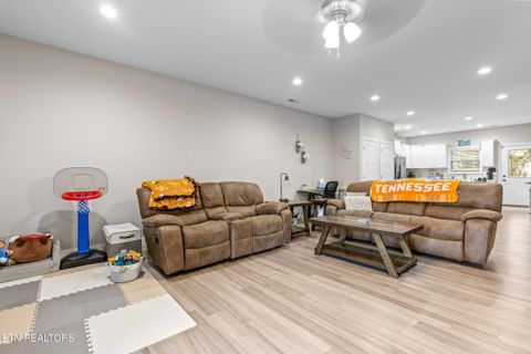 Tiny photo for 1255 New Lake Rd #UNIT 27, Spring City, TN 37381 (MLS # 1330040)