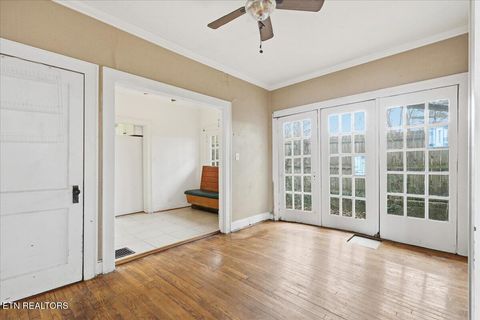 Tiny photo for 473 Watauga Ave, Knoxville, TN 37917 (MLS # 1325866)