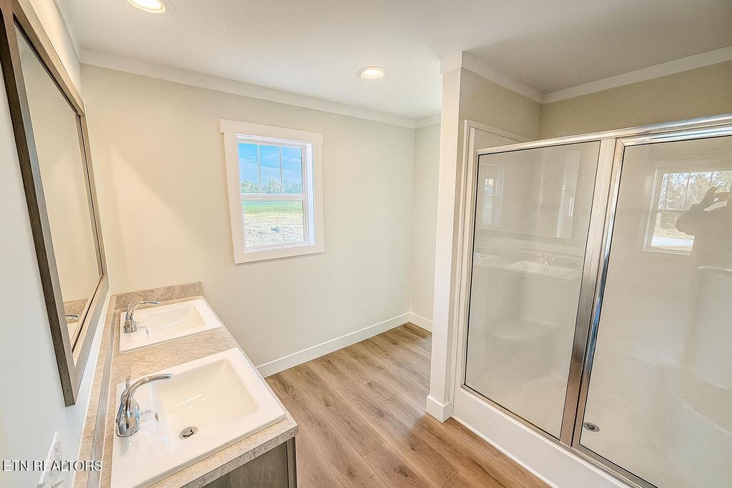 Photo of 1535 W Wade Rd, Loudon, TN 37774 (MLS # 1324229)