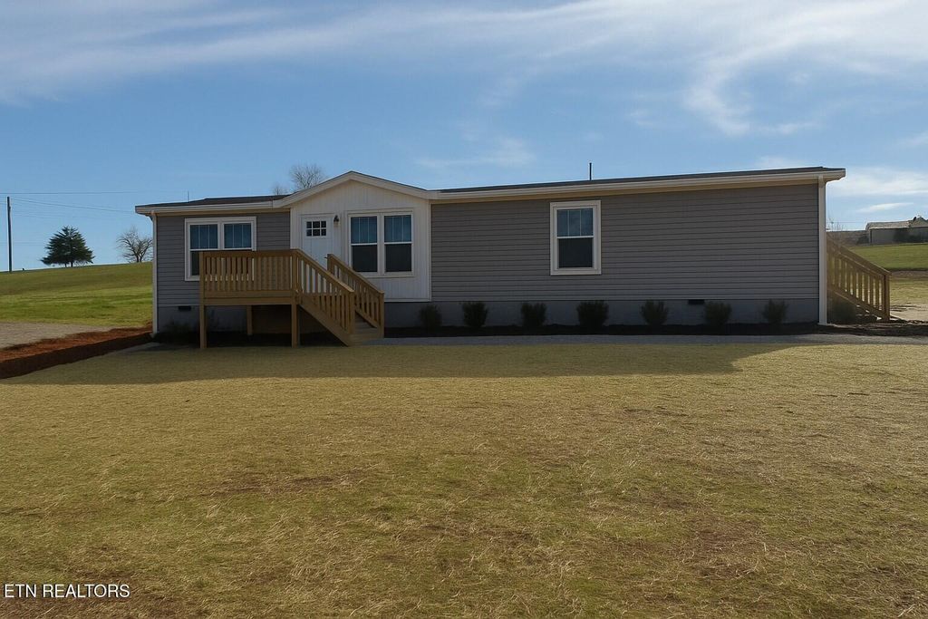 Photo of 1535 W Wade Rd, Loudon, TN 37774 (MLS # 1324229)